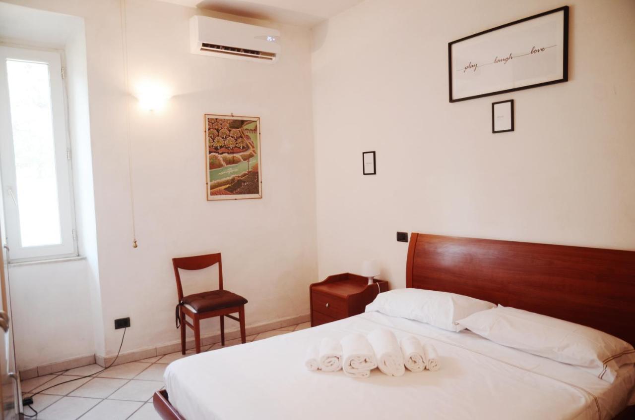 Calipso House - Posto Auto Gratuito Apartment Porto Santo Stefano  Exterior foto